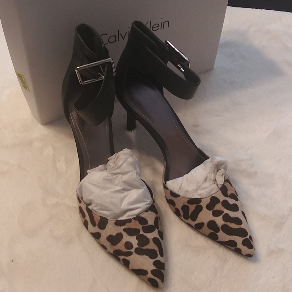 Calvin Klein Leopard heeld